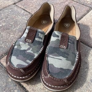 Ariat Cruisers, Camo, Women's Size 8